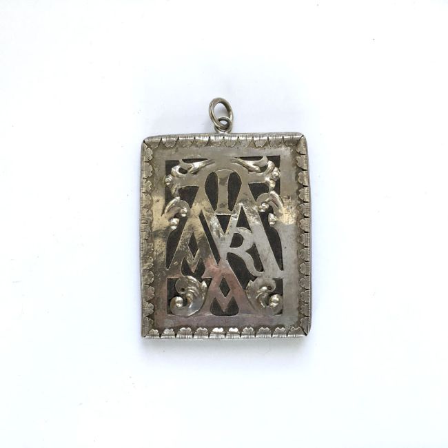 Fraisenkette Breverl IHS - Silber, 18. JahrhundertFraisenkette Breverl IHS - Silber, 18. Jahrhundert