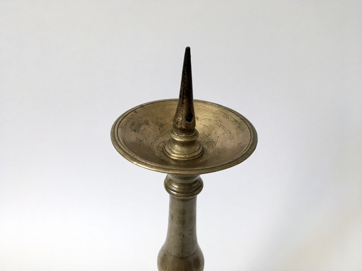 Barocker Kerzenleuchter - 17. JahrhundertBarocker Kerzenleuchter - 17. Jahrhundert