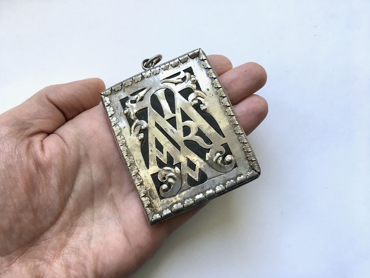 Fraisenkette Breverl IHS - Silber, 18. Jahrhundert