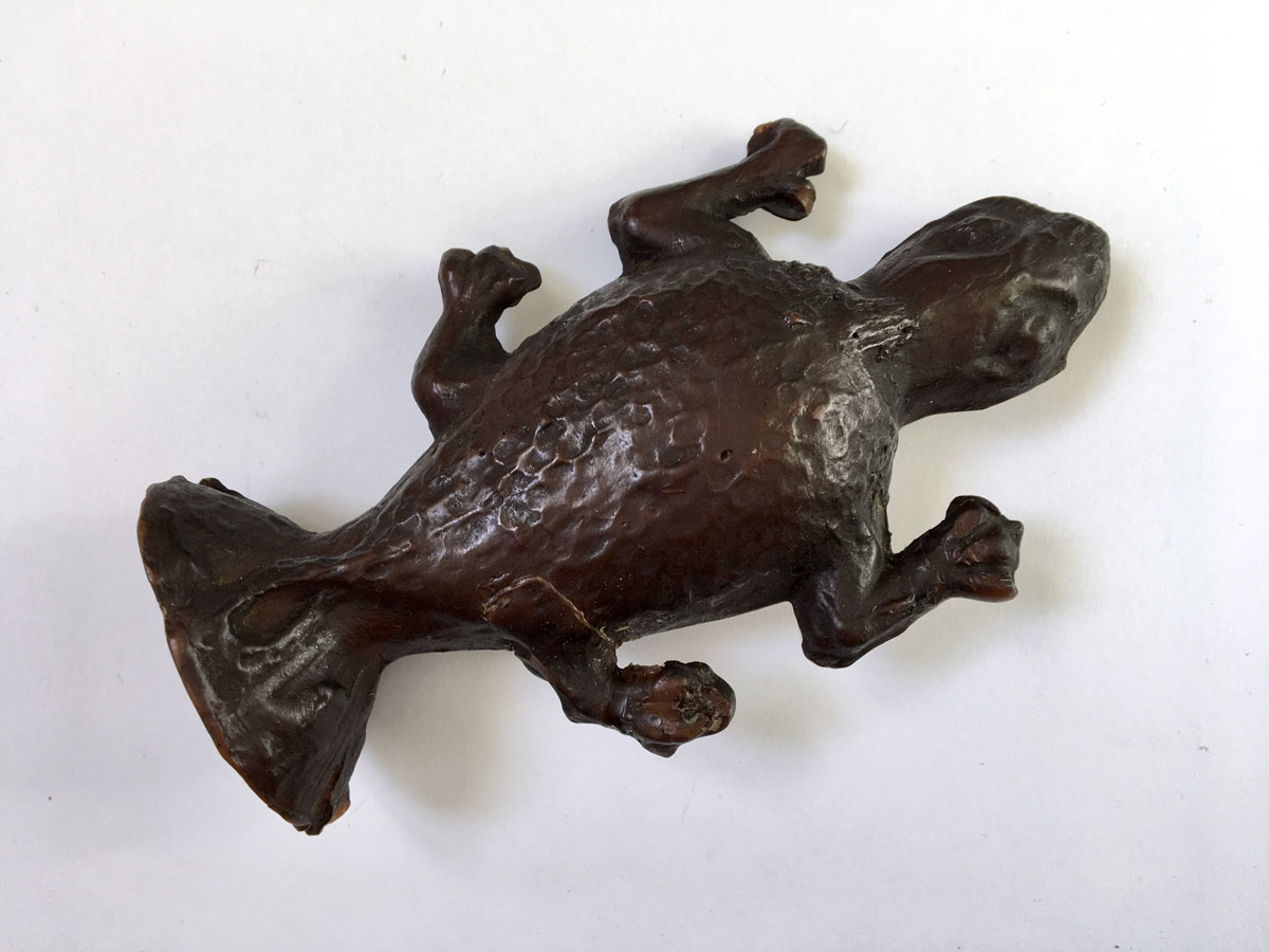 Gebärmutterkröte - Amulett, 19. Jahrhundert