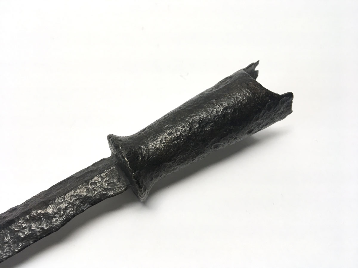 Panzerstecher-Dolch – Mitteleuropa, 12.–14. Jahrhundert